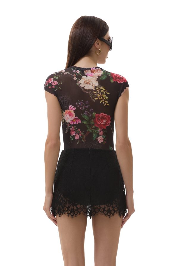 NINA_NOIR_SUMMER_ROSE-1273_63ed73af-2b57-4512-a347-e08586e61671