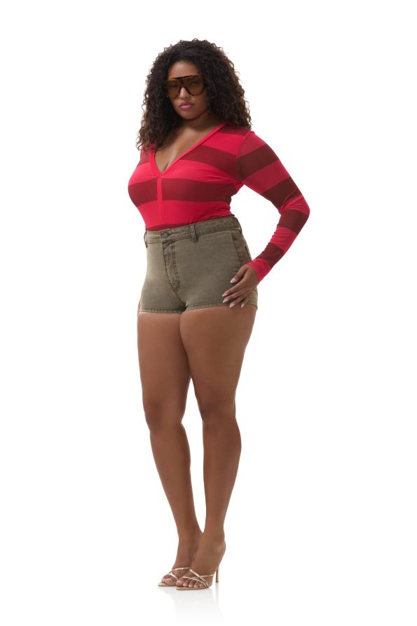 P_HARRIS_STRAWBERRY_STRIPE-0823_a38e8ad9-84ce-419f-8db2-430150666d54