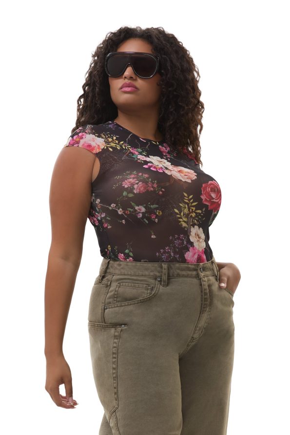 P_NINA_NOIR_SUMMER_ROSE-0690_a975ac25-0120-431d-bebc-0ffc157b3996